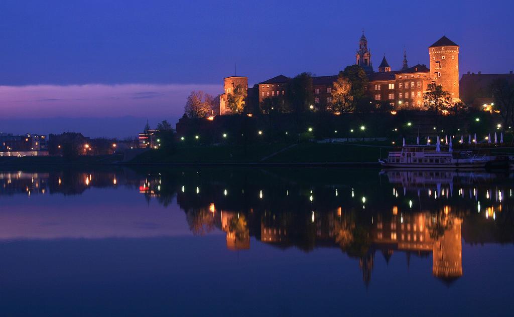 Friendhouse Apartments Vistula&Wawel Cracovia Esterno foto