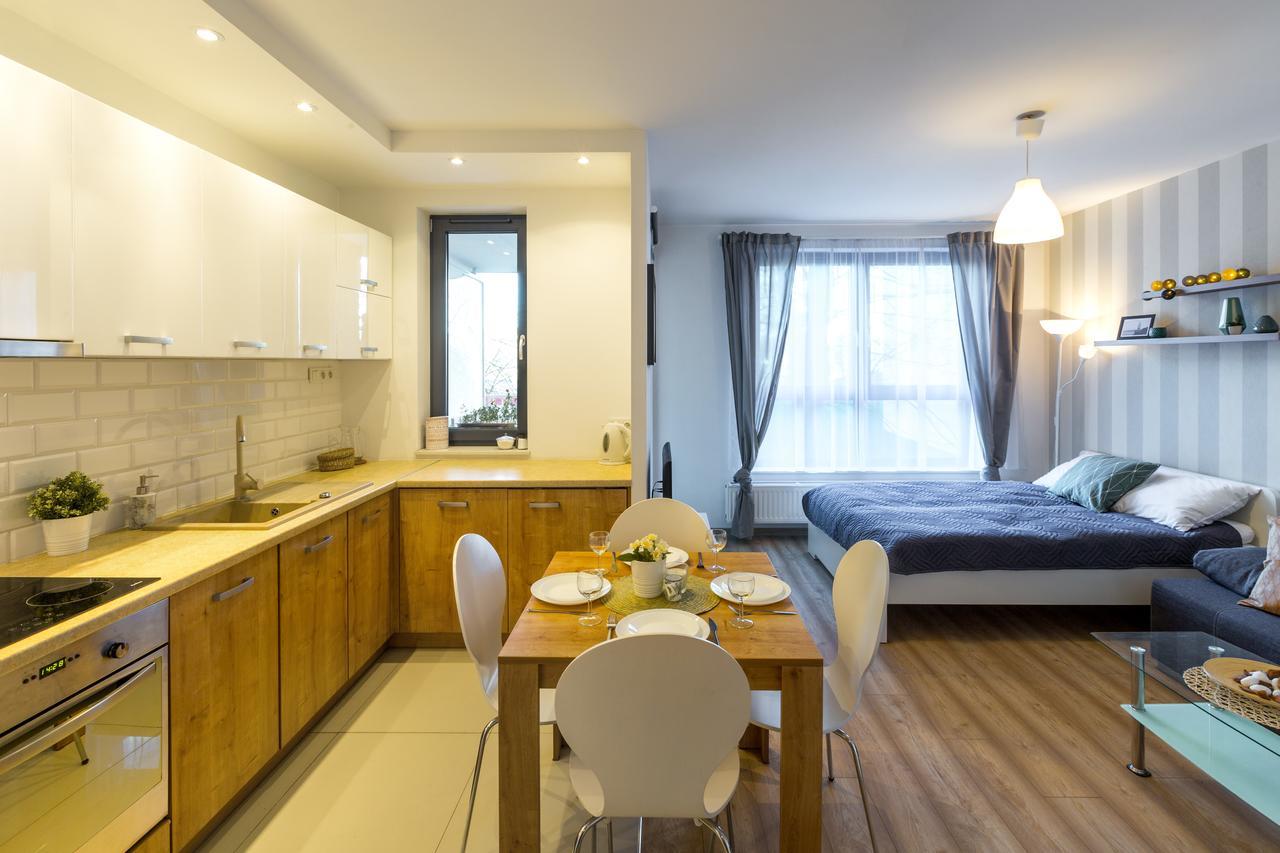 Friendhouse Apartments Vistula&Wawel Cracovia Esterno foto